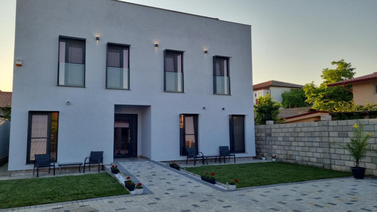 Chg Boutique Hotel Costinesti Exterior photo